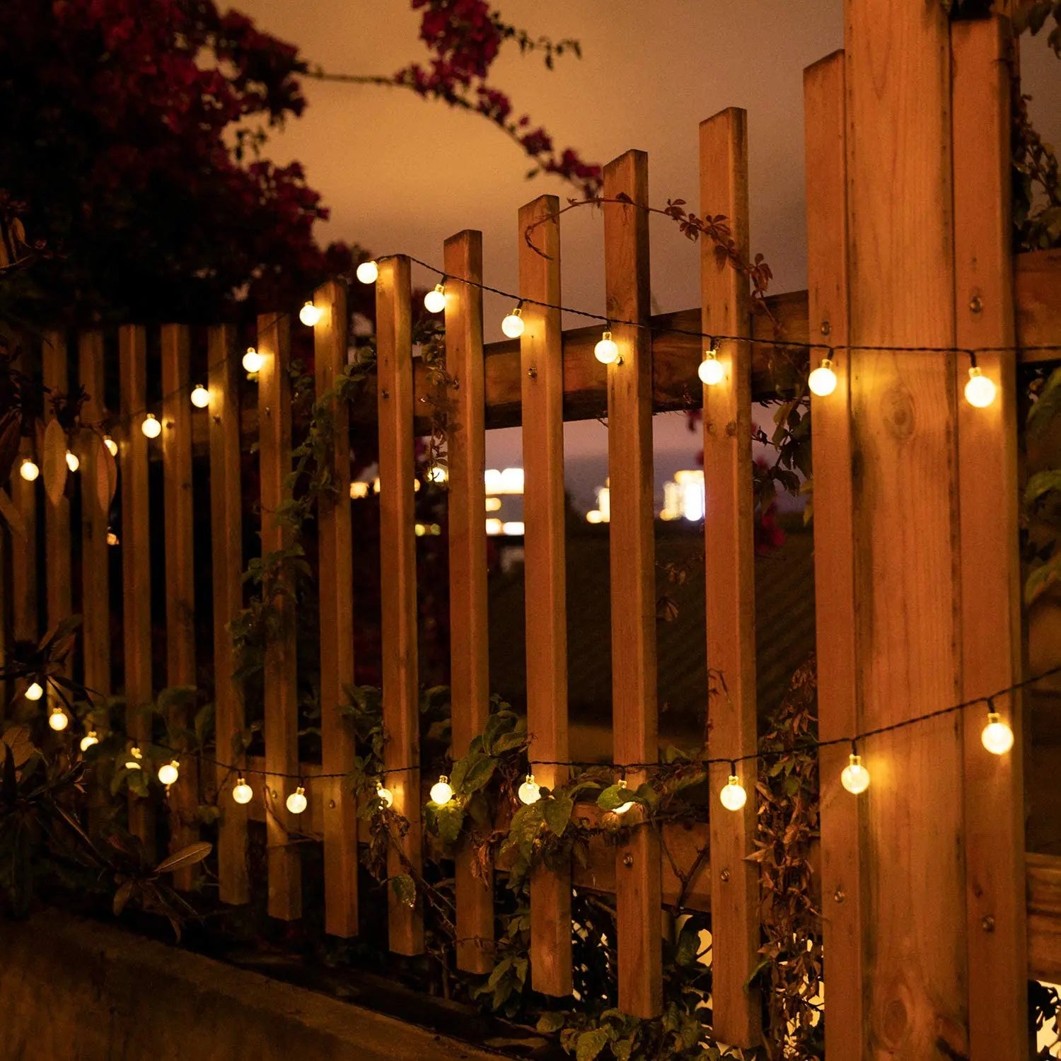 Luces Solares Bolas de Cristal Globo Resistente al Agua 8 Modos para Jardín y Decoración Navideña